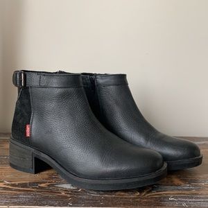 Levis Meiss Leather Boots
